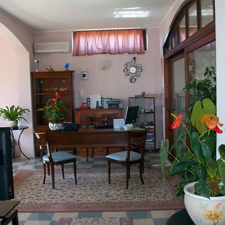 Residence Hotel La Commenda Montefiascone Εξωτερικό φωτογραφία