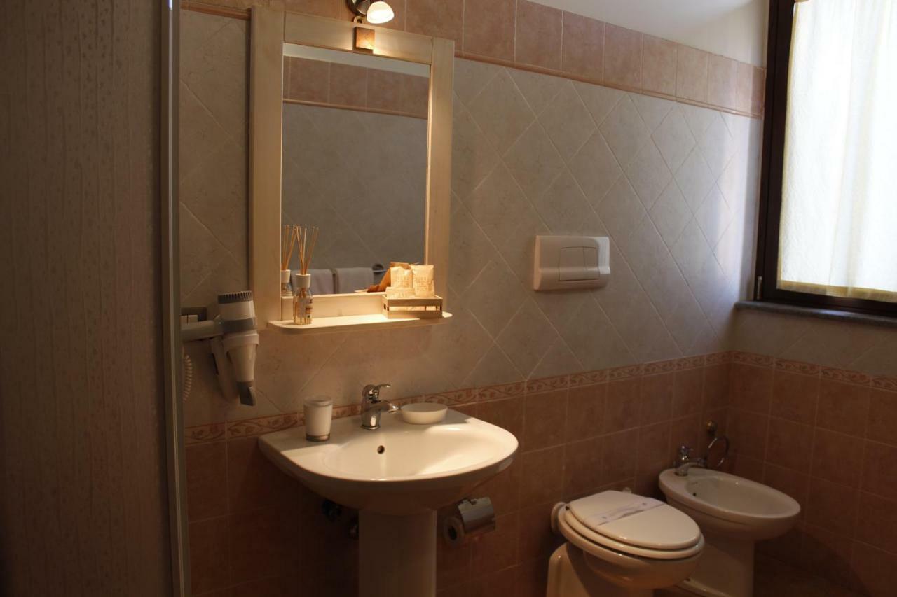 Residence Hotel La Commenda Montefiascone Εξωτερικό φωτογραφία